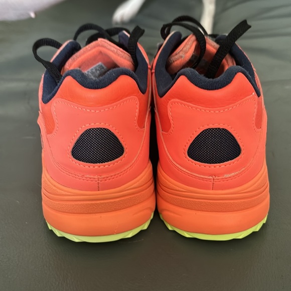 Brand new adidas shoes - Picture 2 of 4